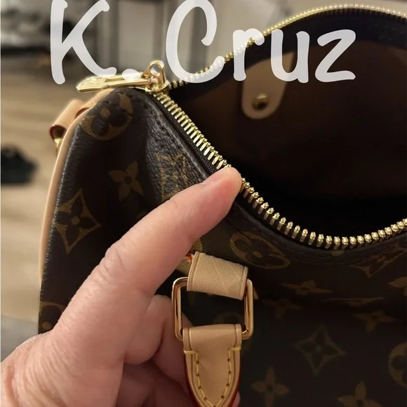 Louis Vuitton Speedy 25 - Picture 11 of 17